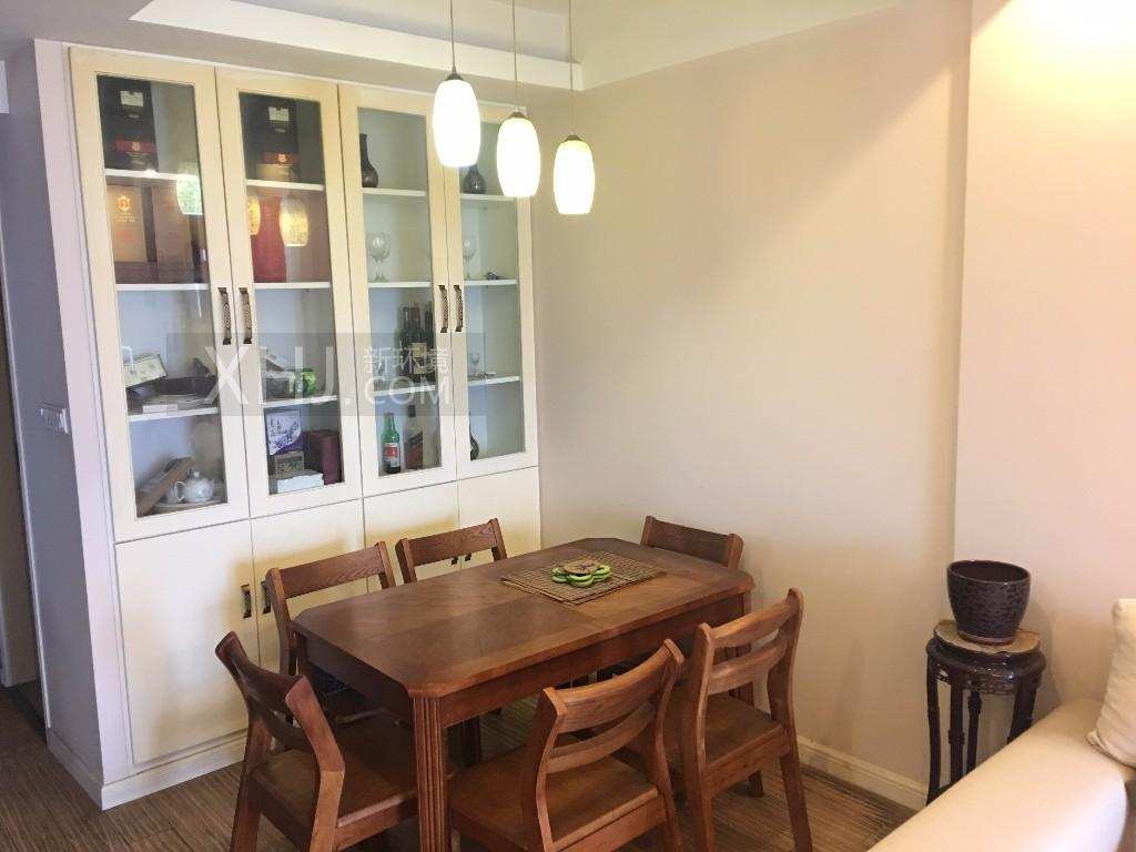 双玺  2室2厅1卫    2500.0元/月室内图