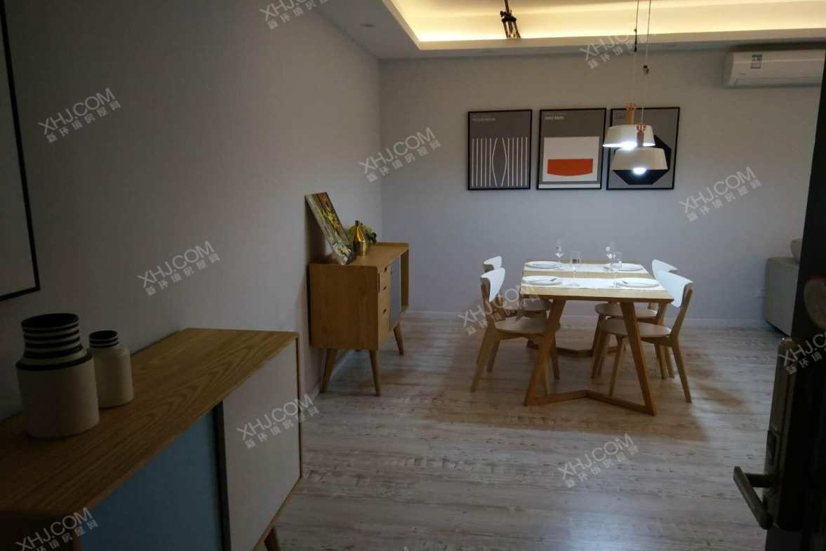 世龙广场  3室2厅2卫    6800.0元/月 世龙广场  3室2厅2卫    6800.0元/月室内图