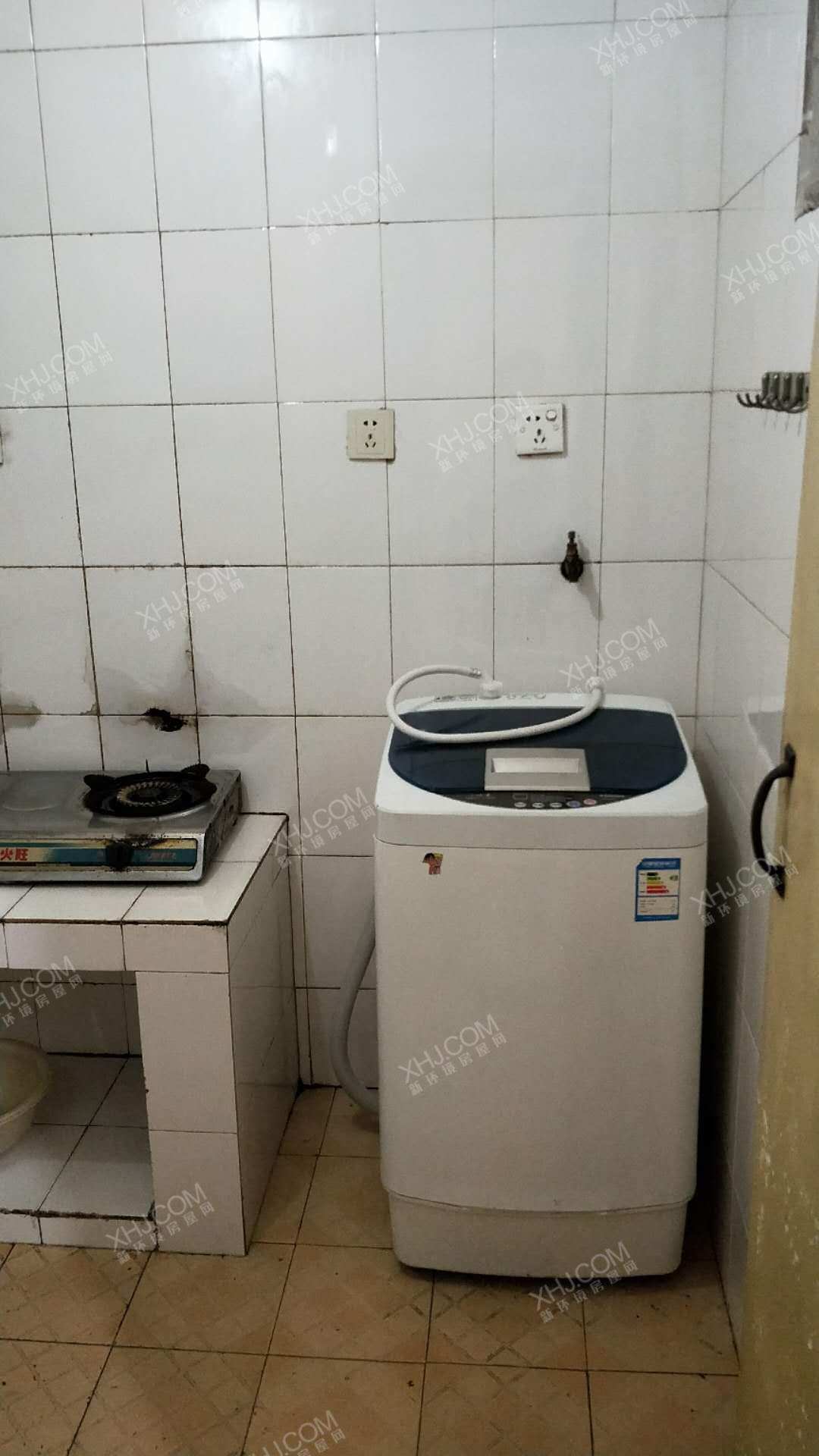 西华家园  1室1厅1卫    1500.0元/月室内图