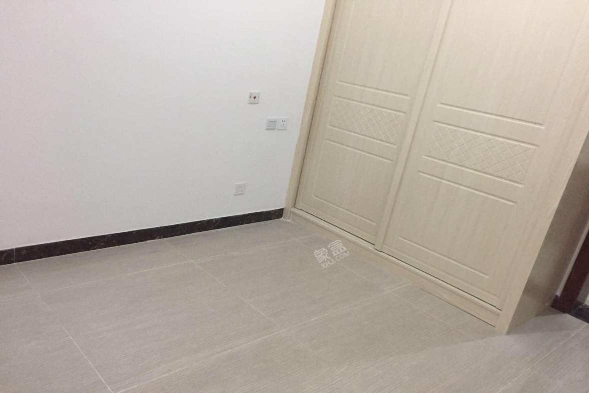 天府鹤林-东区(二期) 1室1厅1卫 1400.0元/月 天府鹤林-东区(二期) 1室1厅1卫 1400.0元/月室内图