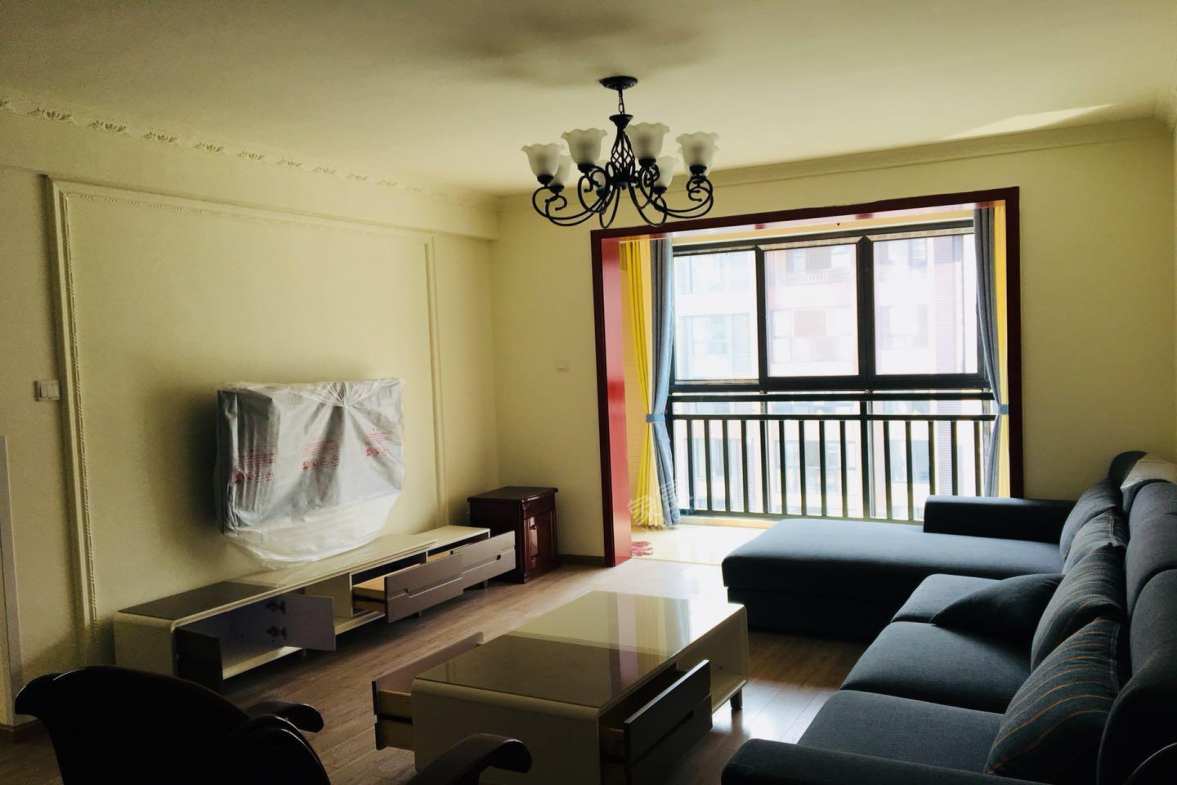 馨光嘉苑  2室2厅1卫    2400.0元/月室内图