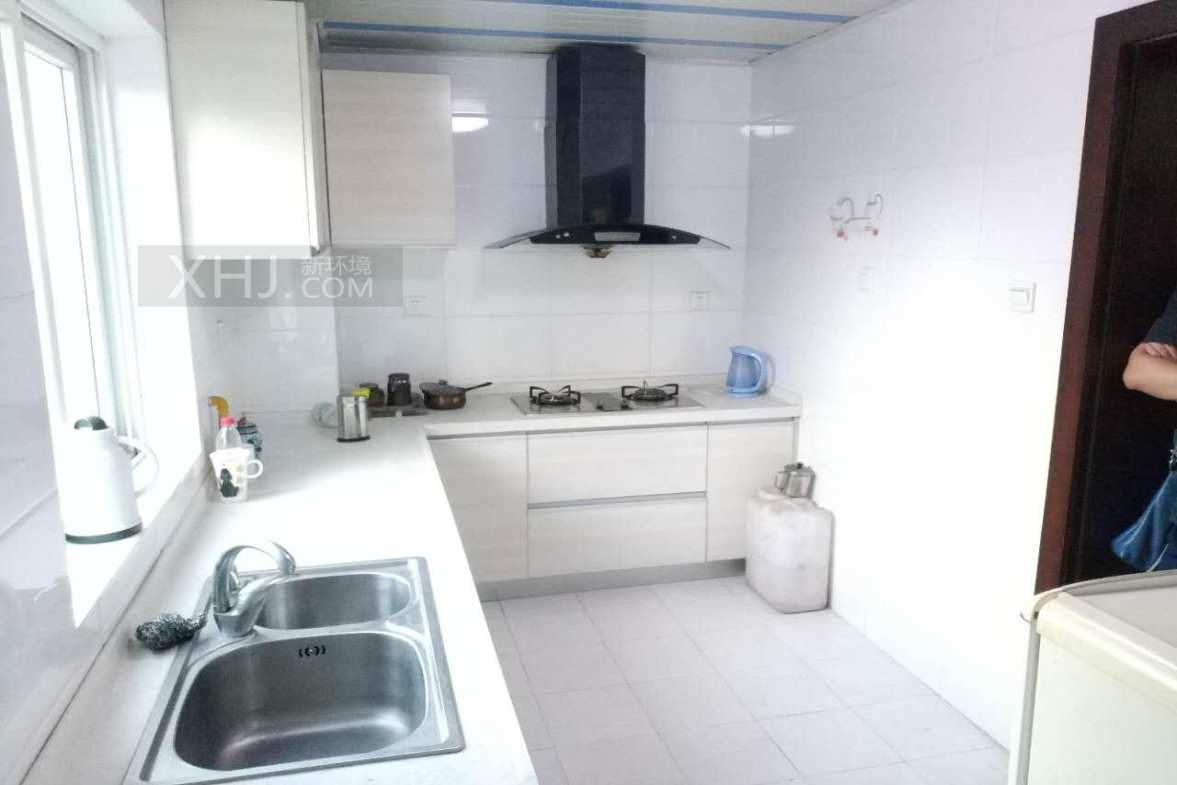 光华岁月南区  3室2厅2卫    3200.0元/月室内图