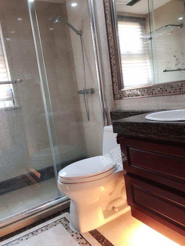 中海城南一号 4室1厅1卫 13800.0元/月 中海城南一号 4室1厅1卫 13800.0元/月室内图