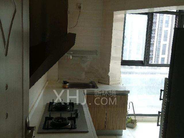 阳曦芙蓉城  2室1厅1卫    2600.0元/月室内图