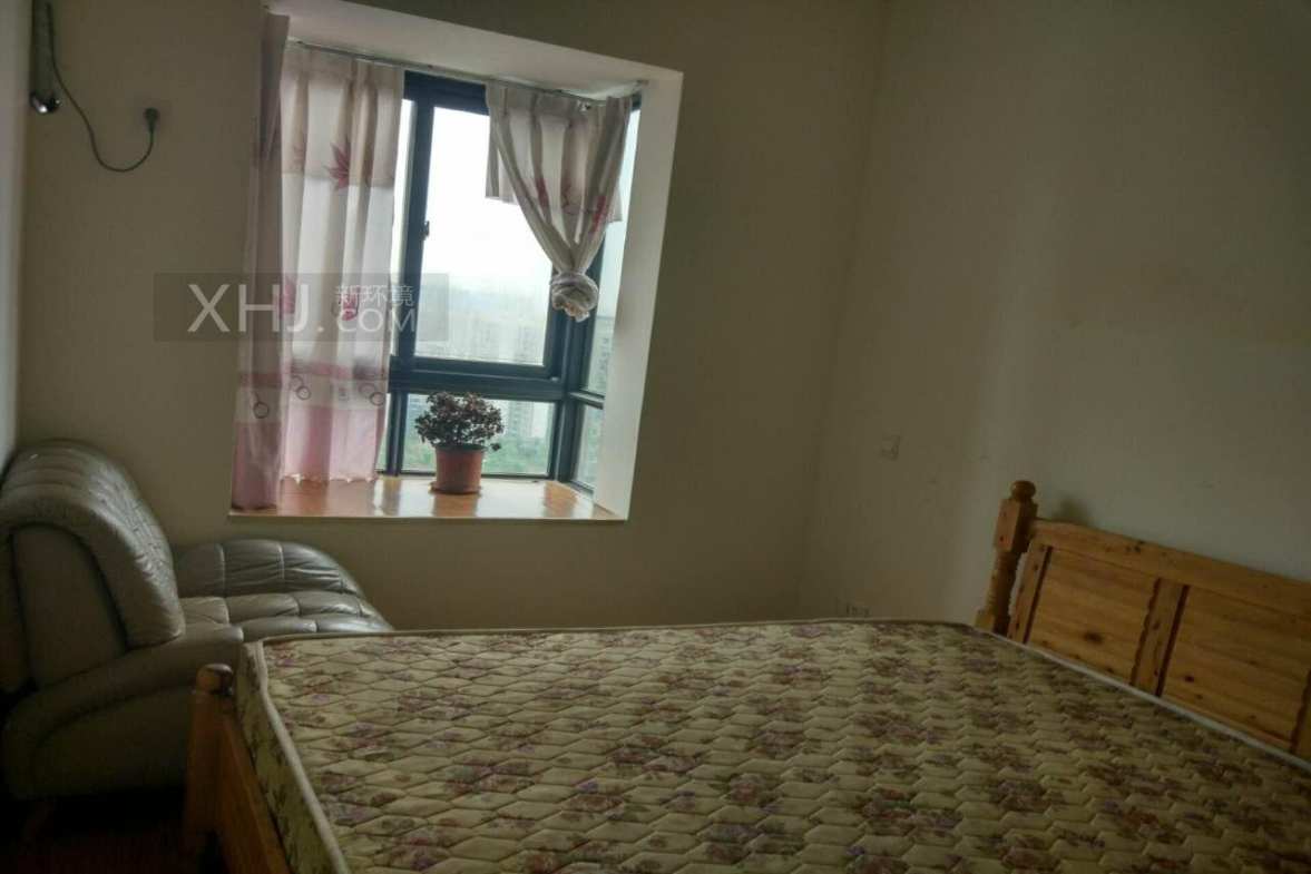 清水河畔  3室1厅2卫    2300.0元/月 清水河畔  3室1厅2卫    2300.0元/月室内图