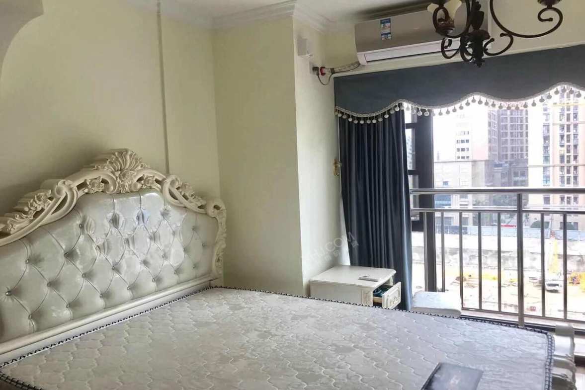 保利星座  1室1厅1卫    2500.0元/月室内图