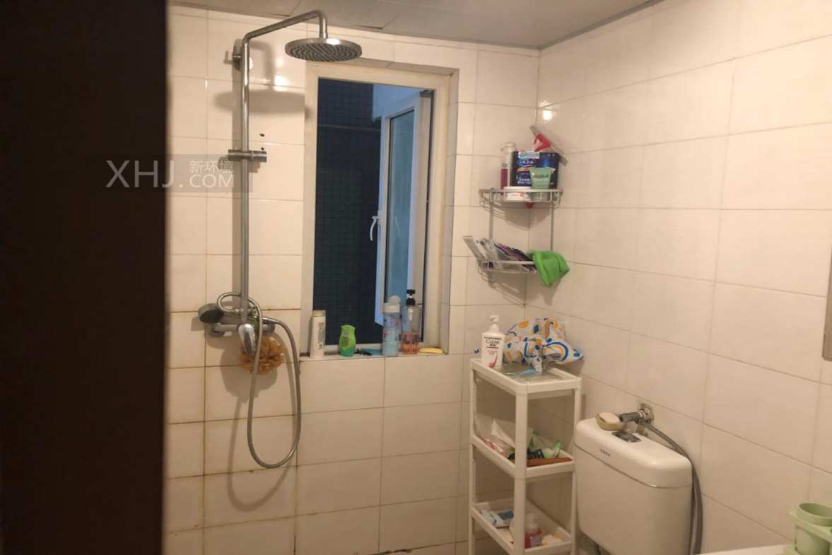 锦绣光华  1室1厅1卫    1500.0元/月 锦绣光华  1室1厅1卫    1500.0元/月室内图