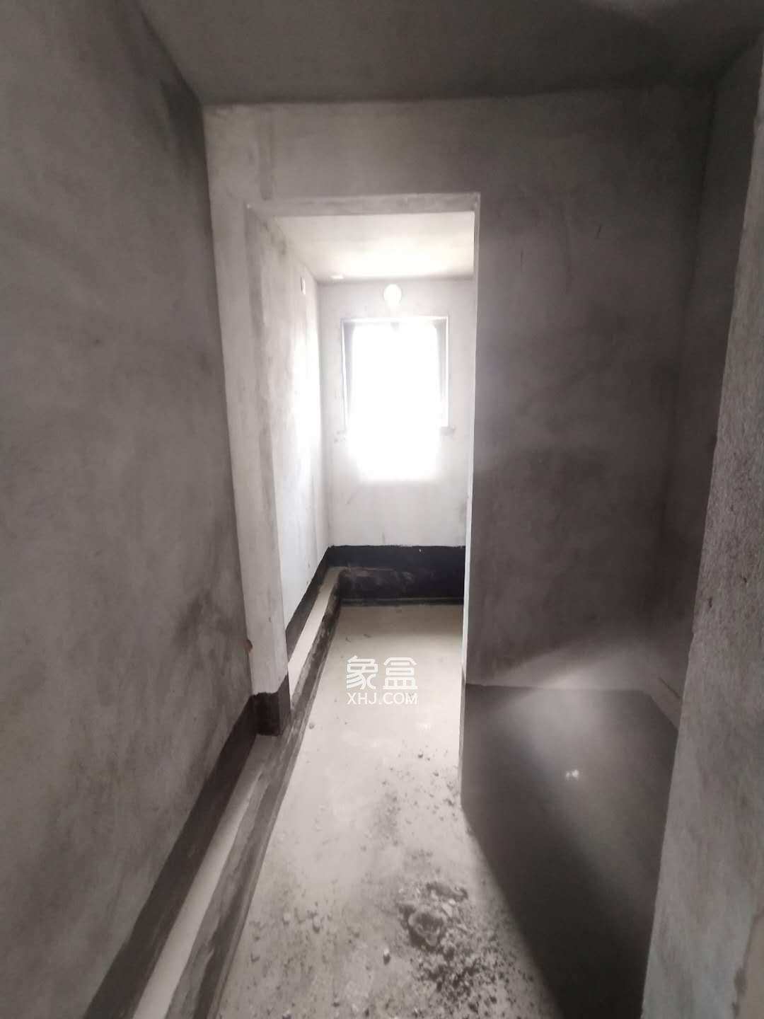 山水嘉园  4室2厅1卫   1200.00元/月室内图