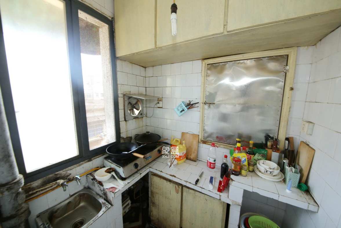杨家山卫生局宿舍  2室2厅1卫   36.80万厨房