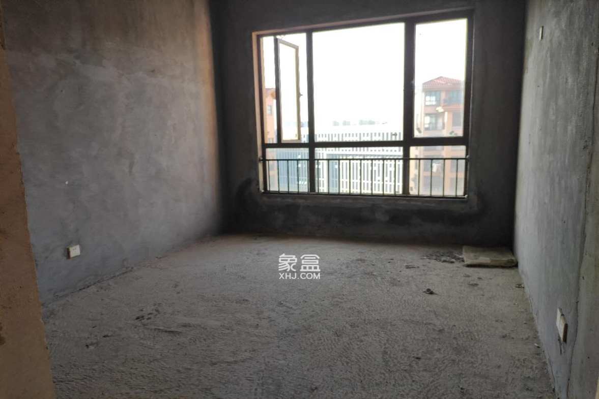 天园假日 4室2厅2卫 2600.0元/月 天园假日 4室2厅2卫 2600.0元/月室内图