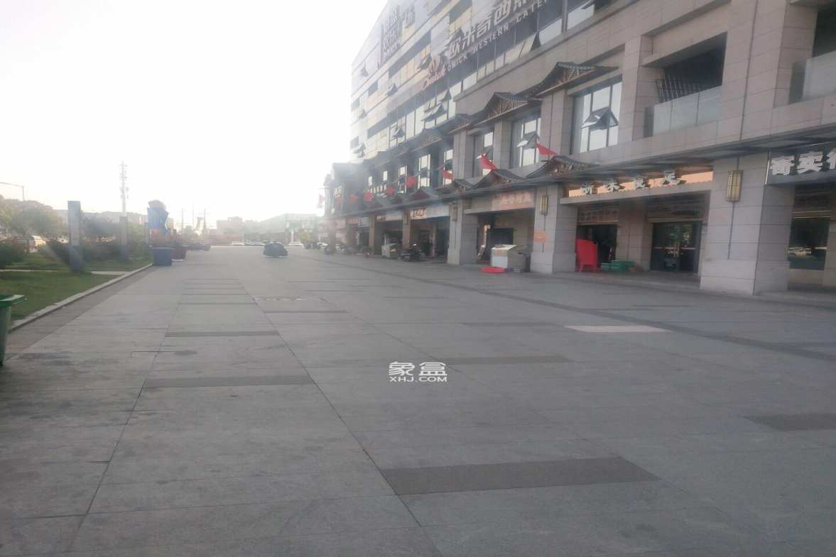 德盛欢乐广场  1室0厅1卫   6000.00元/月室内图