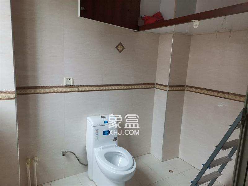 星城国际 3室2厅1卫 1800.0元/月 星城国际 3室2厅1卫 1800.0元/月室内图