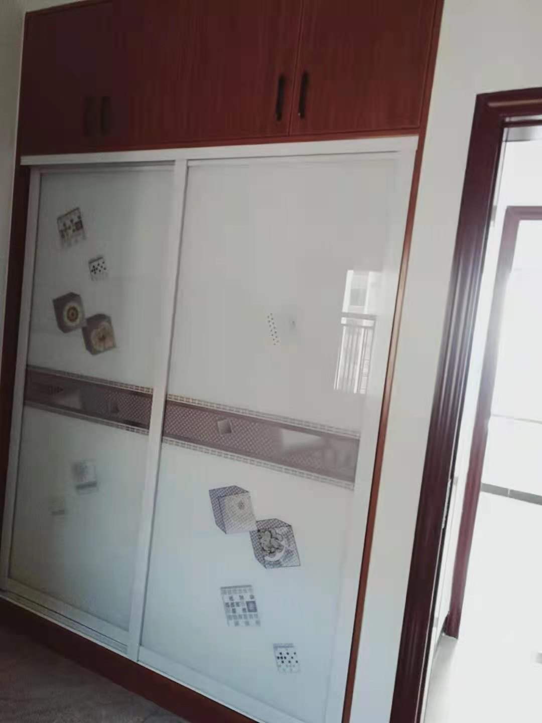 保利东郡  3室2厅1卫   2000.00元/月室内图