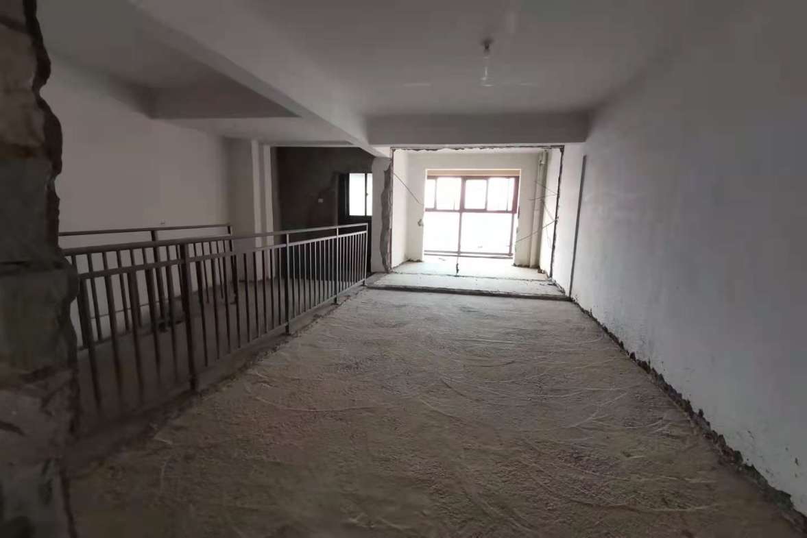 世茂铂翠湾二期 5室4厅2卫 3000.0元/月 世茂铂翠湾二期 5室4厅2卫 3000.0元/月室内图