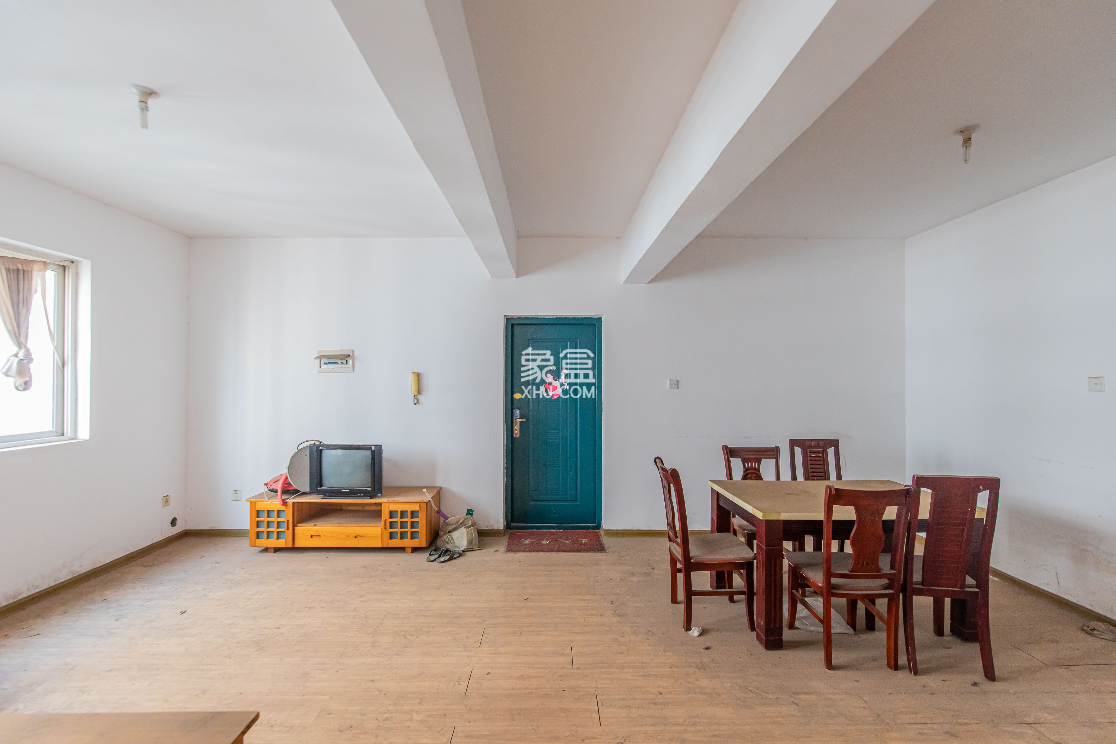 锦璨家园  4室2厅2卫    85.0万