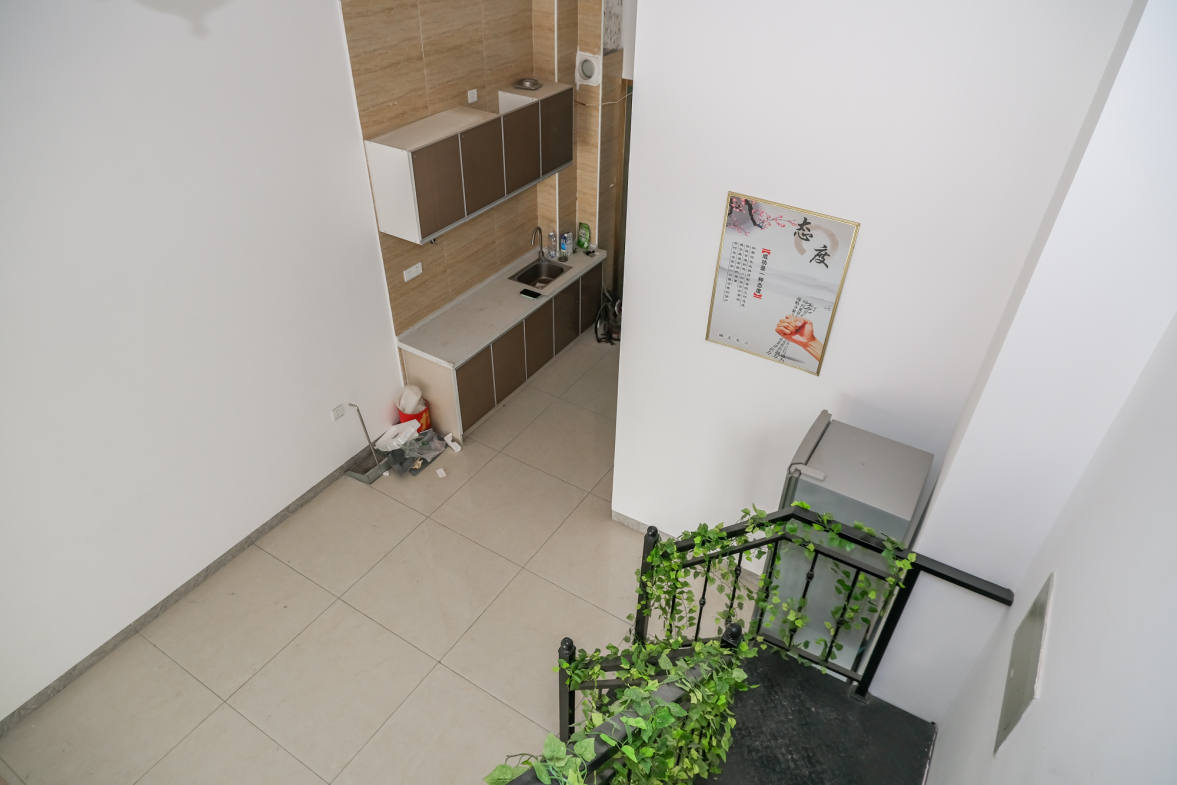 金科时代中心 2室1厅1卫 24.99万 金科时代中心 2室1厅1卫 24.99万卧室