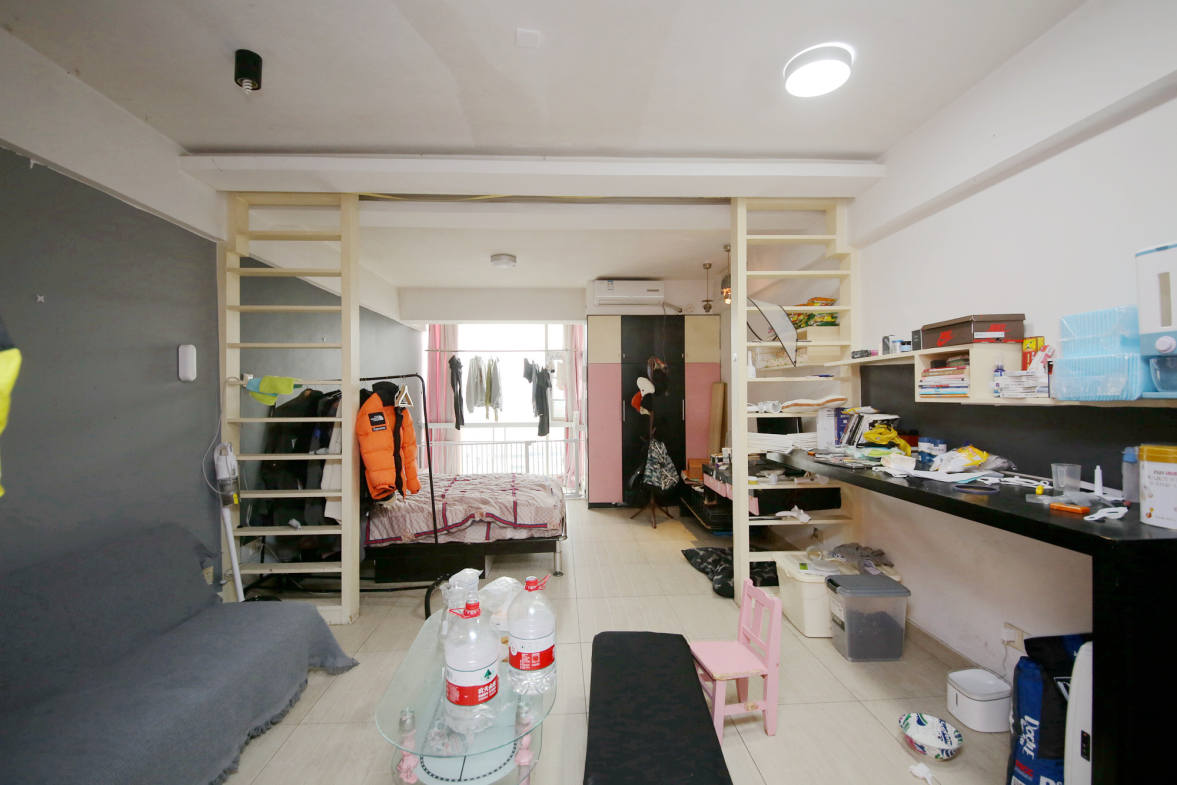 英尚国际  1室1厅1卫    54.8万卧室