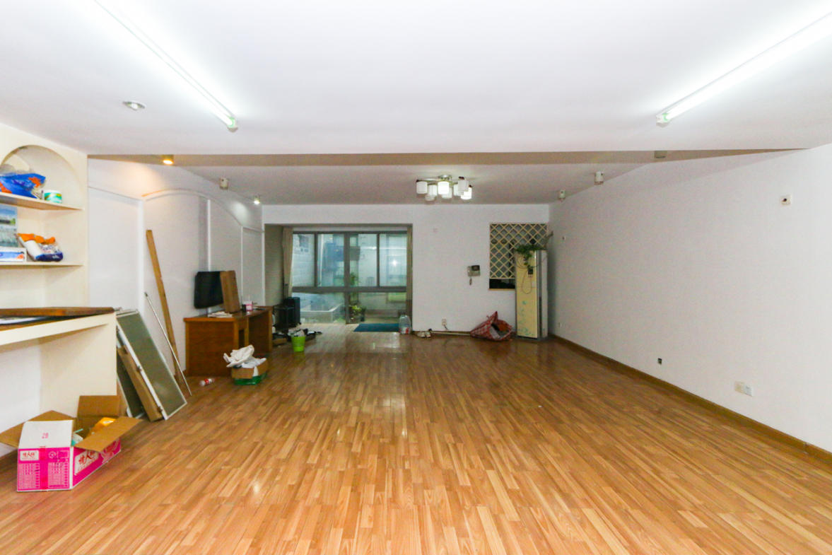 阳光100二期  4室2厅3卫   232.60万室内图1