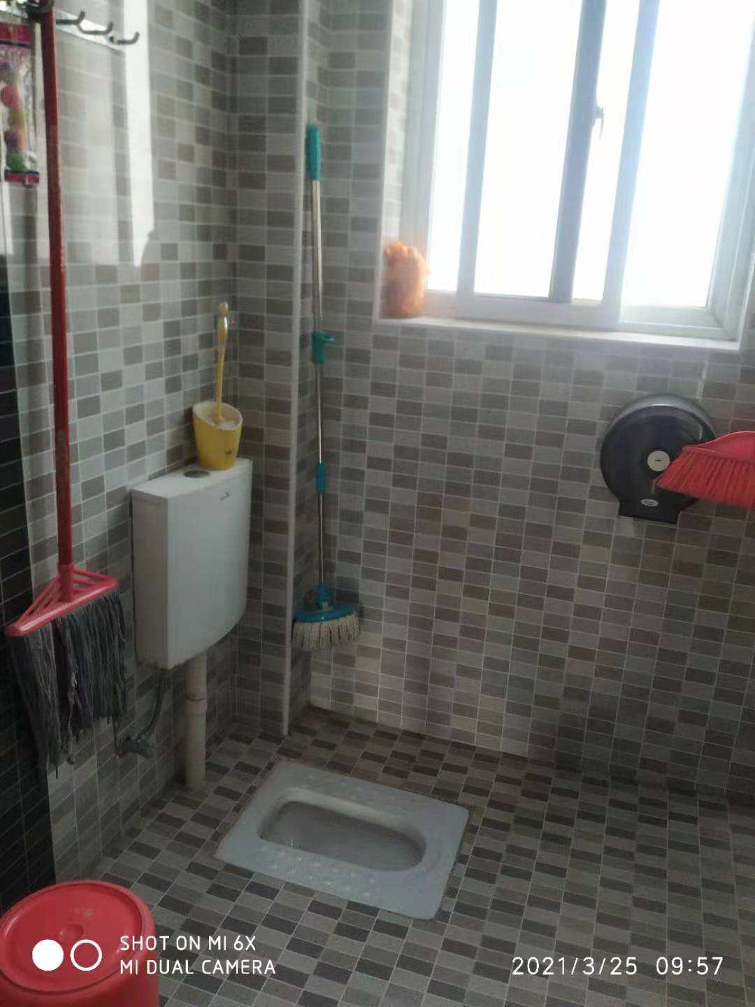 鑫天山城明珠  3室2厅2卫    1800.0元/月室内图