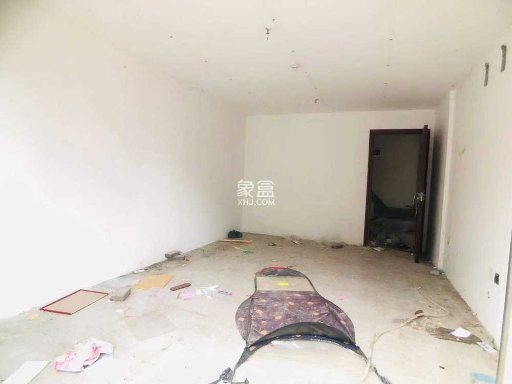 中南国际眼镜城（中伟商业中心）   36.8㎡      3000.0元/月