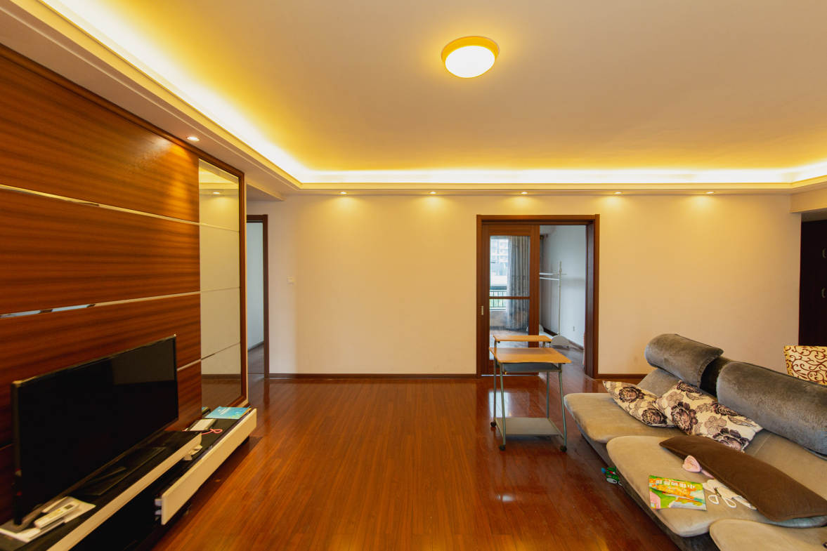 万科金域华府一期  3室2厅2卫    165.0万室内图1