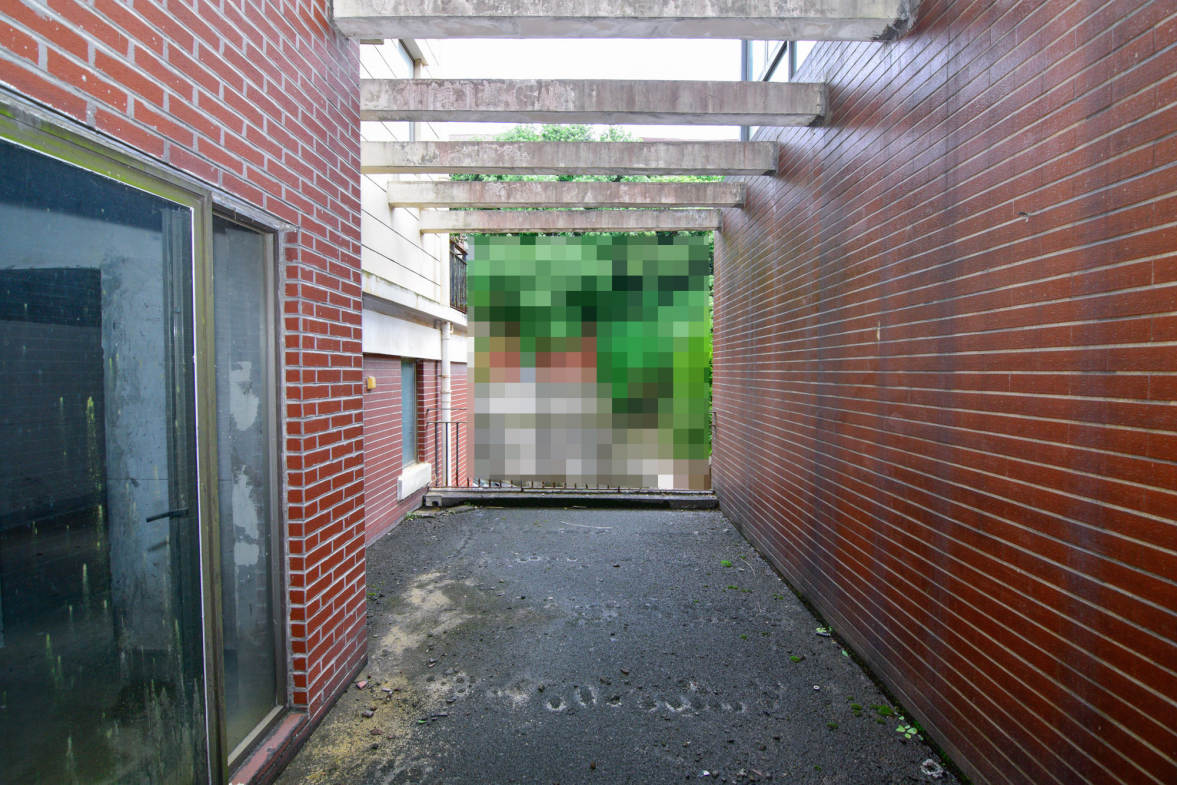 普瑞斯堡  5室3厅4卫    458.0万阳台