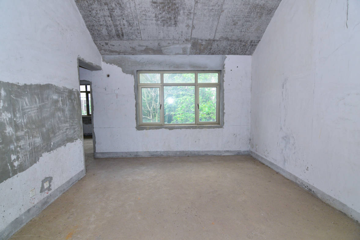 普瑞斯堡  5室3厅4卫    458.0万卧室