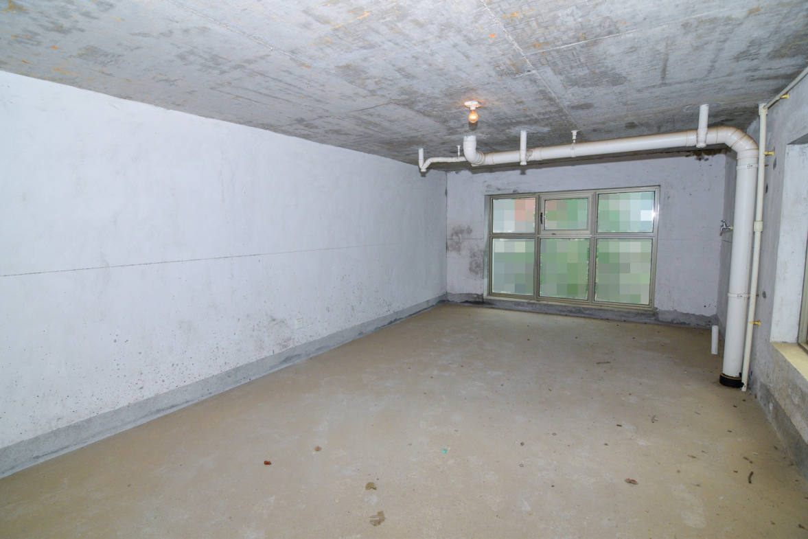 普瑞斯堡  5室3厅4卫    458.0万其他