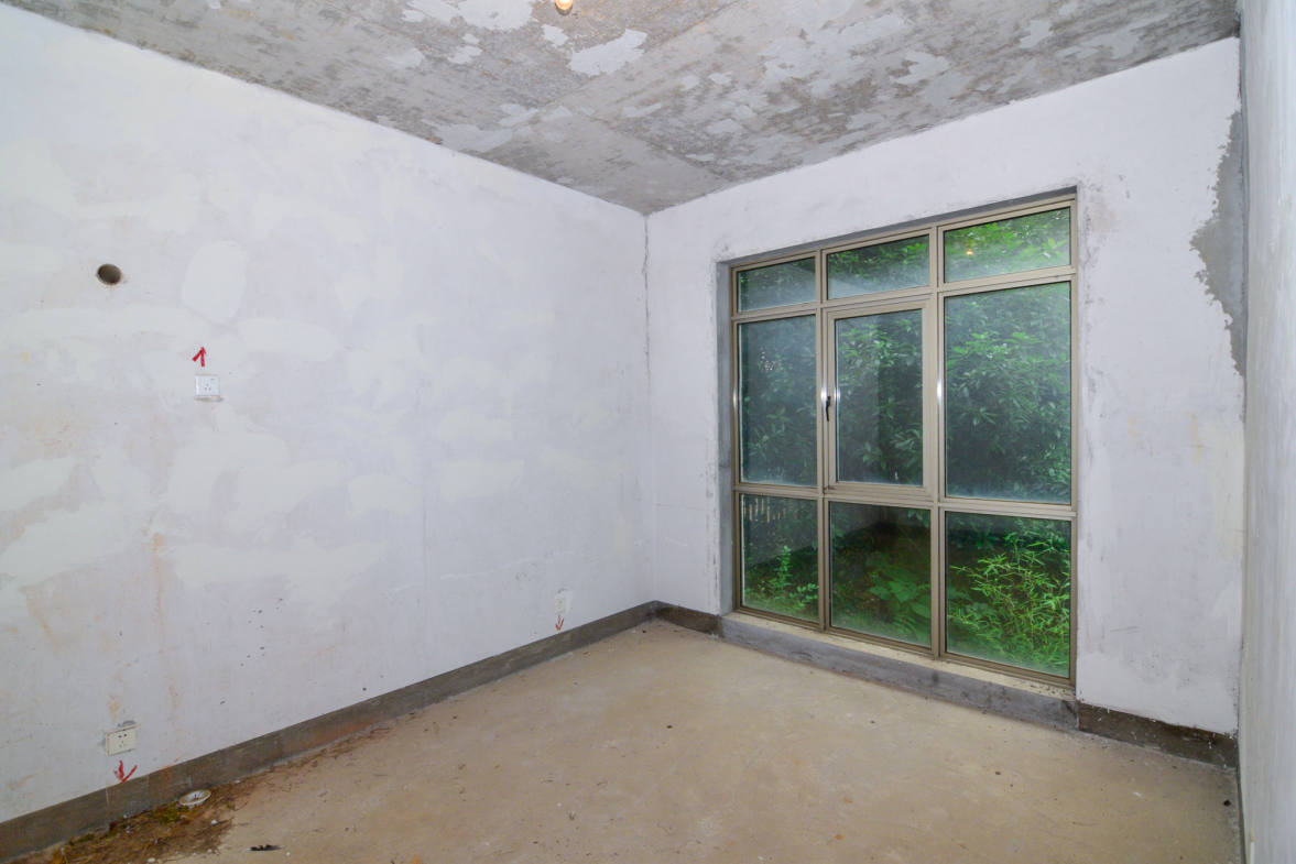 普瑞斯堡  5室3厅4卫    458.0万卧室