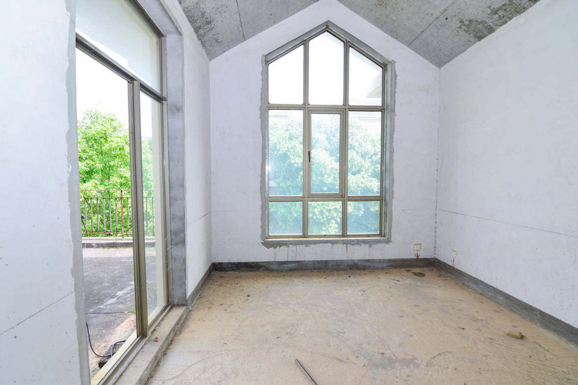 普瑞斯堡  5室3厅4卫    458.0万卧室