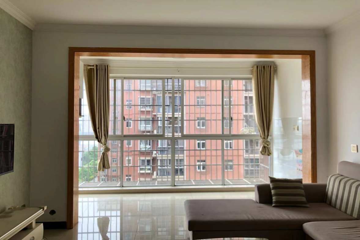 凯富漫城  2室2厅1卫    1600.0元/月室内图