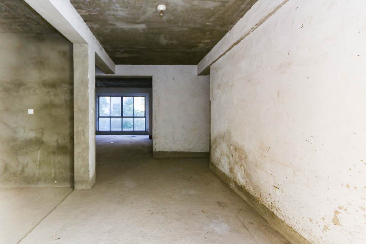 靳江明珠 3室2厅2卫 78.0万 靳江明珠 3室2厅2卫 78.0万客厅