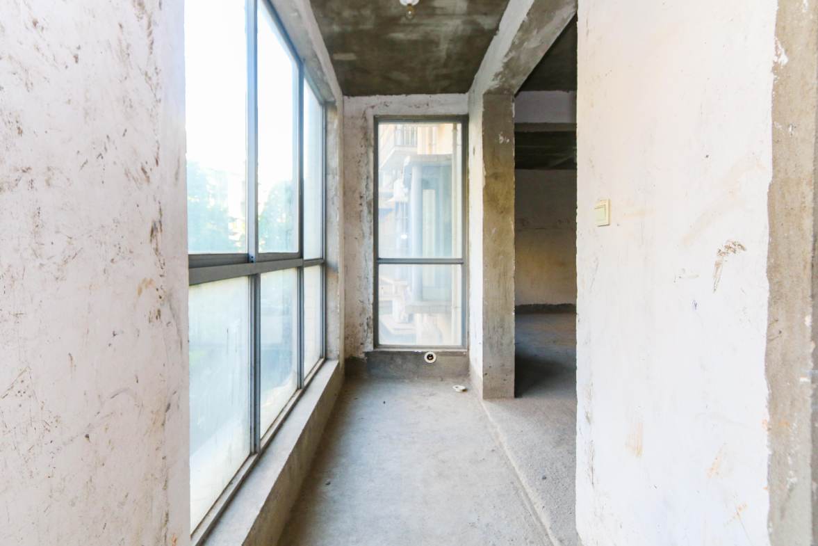 靳江明珠 3室2厅2卫 78.0万 靳江明珠 3室2厅2卫 78.0万阳台