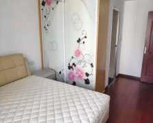 中建麓山和苑  3室2厅2卫   2500.00元/月