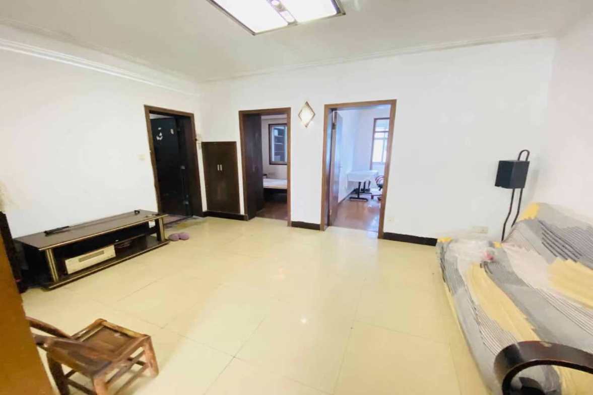 东华楼小区 2室1厅1卫 1200.0元/月 东华楼小区 2室1厅1卫 1200.0元/月室内图