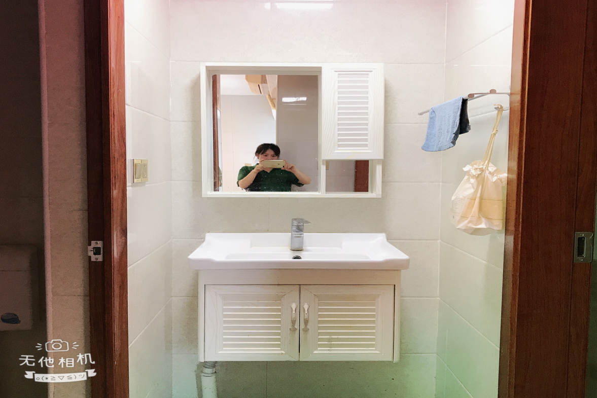 百弘学府城  2室1厅1卫    1300.0元/月室内图