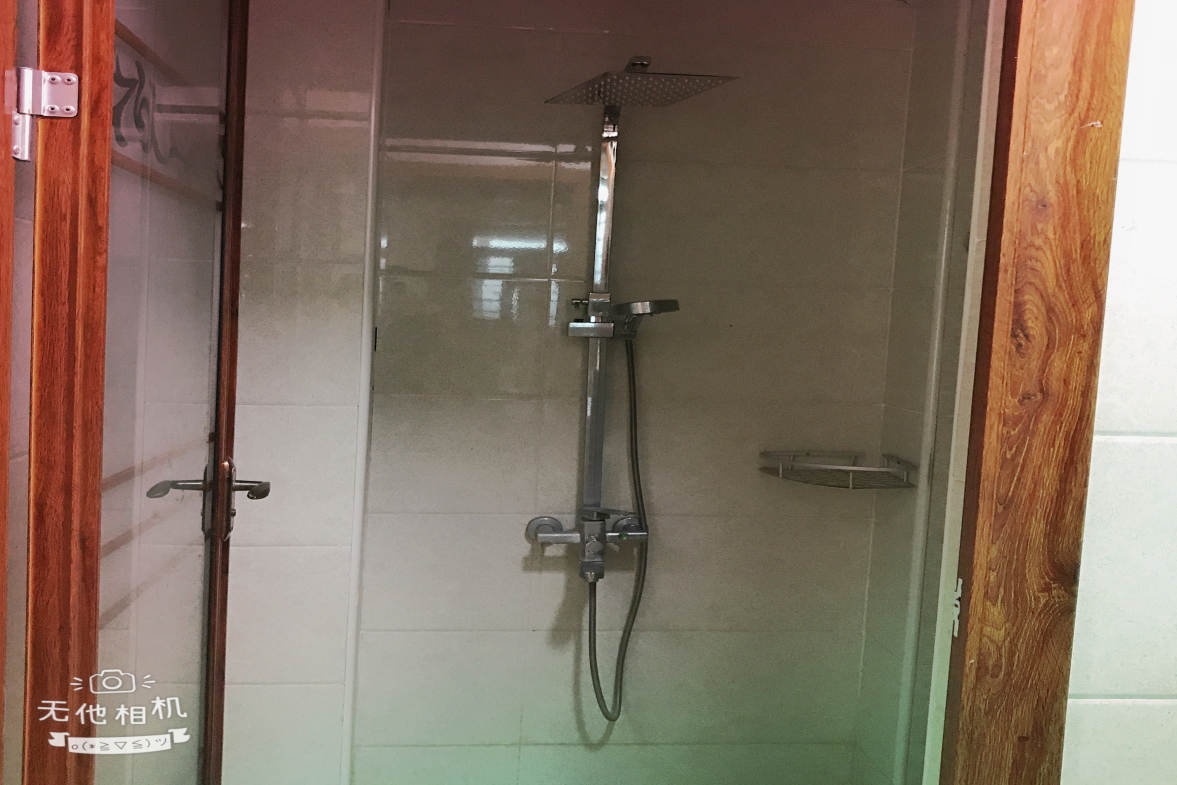 百弘学府城  2室1厅1卫    1300.0元/月室内图