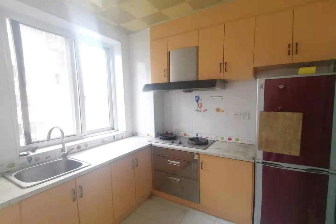 凯富嘉园  4室2厅1卫    1600.0元/月 凯富嘉园  4室2厅1卫    1600.0元/月室内图