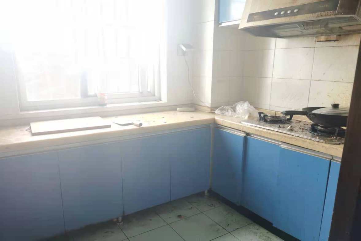 德馨园 4室2厅1卫 1980.0元/月 德馨园 4室2厅1卫 1980.0元/月室内图