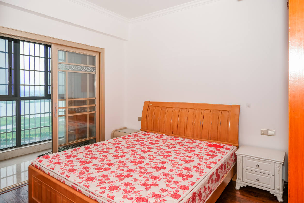 松雅轩（埃克斯社区）  3室2厅1卫    115.0万卧室