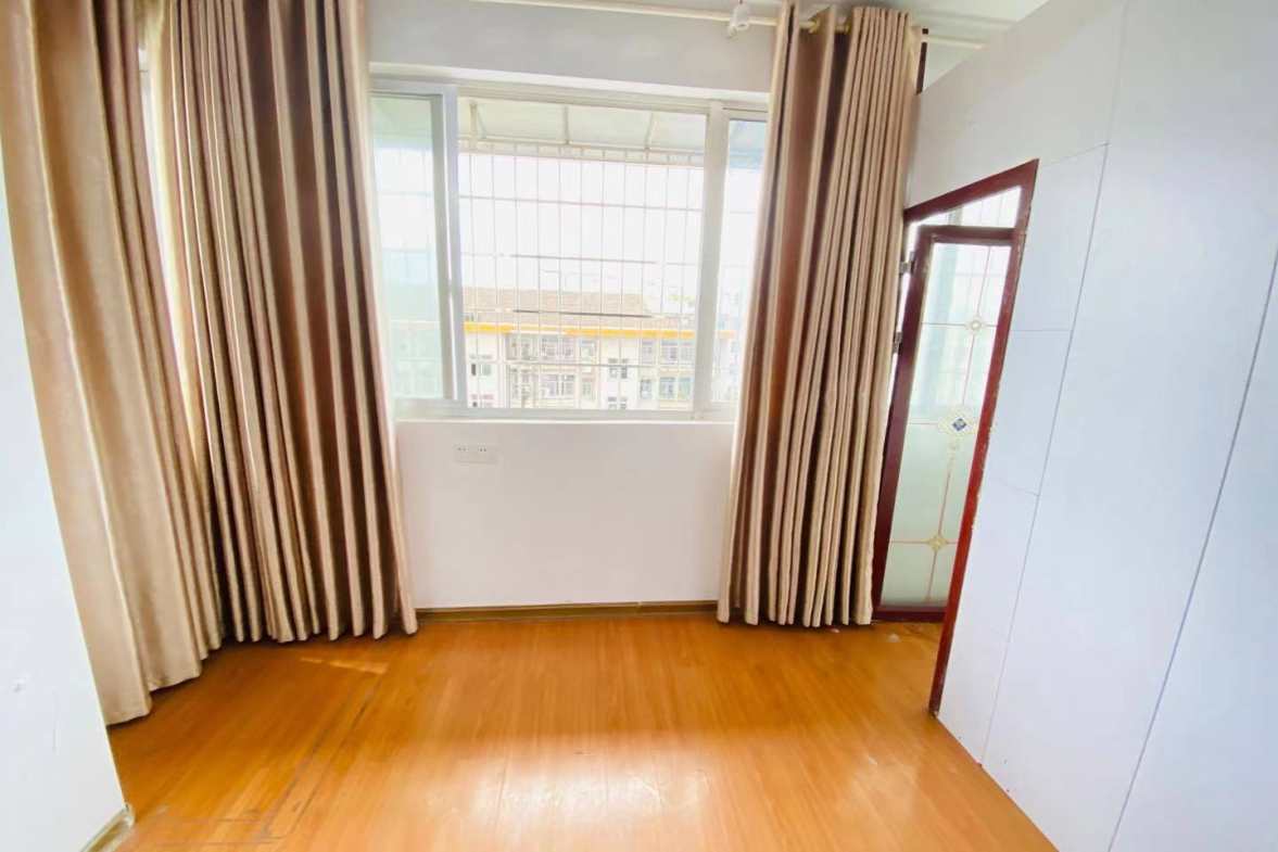 君香公寓  2室1厅1卫    1500.0元/月室内图