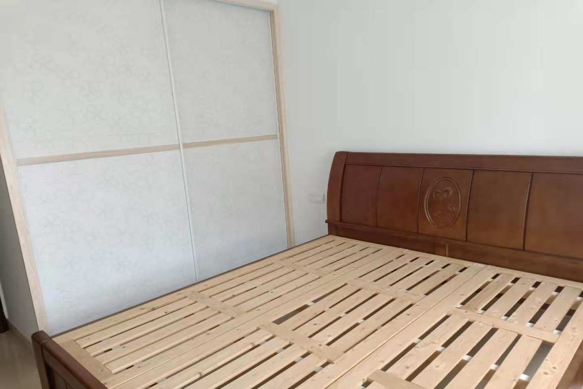 白马嘉苑  3室2厅1卫    2000.0元/月室内图