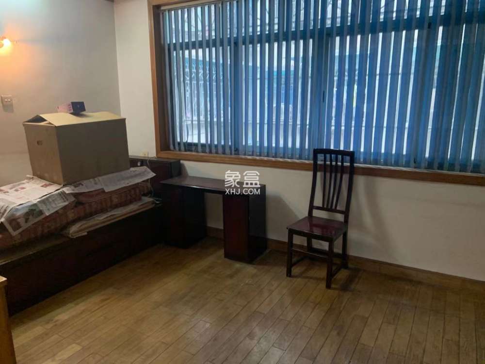 物资厅宿舍(五一大道) 3室2厅1卫 2700.0元/月