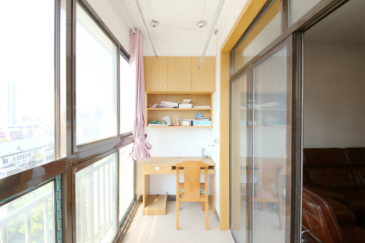 四方水岸(世方水岸)  3室2厅2卫   125.00万阳台