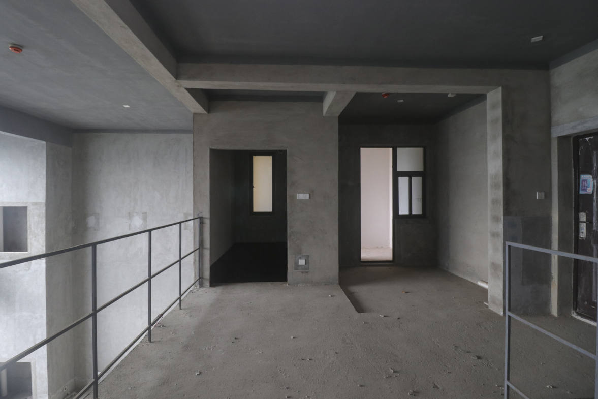 保利西海岸A区  4室2厅2卫    308.0万其他