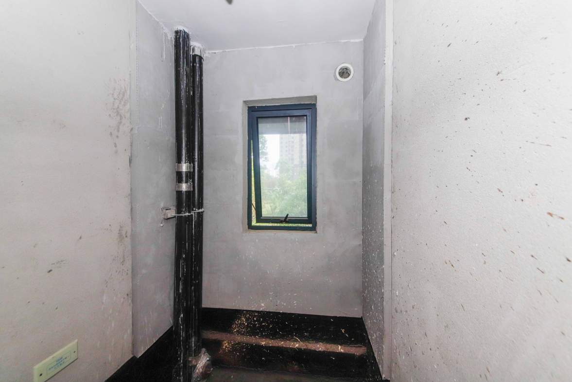 中建梅溪湖中心  3室2厅2卫   148.00万其他
