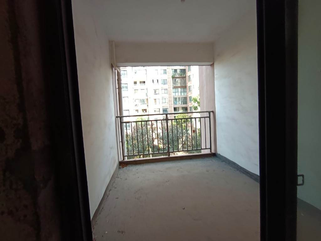 黑金时代广场  4室2厅2卫    1800.0元/月室内图