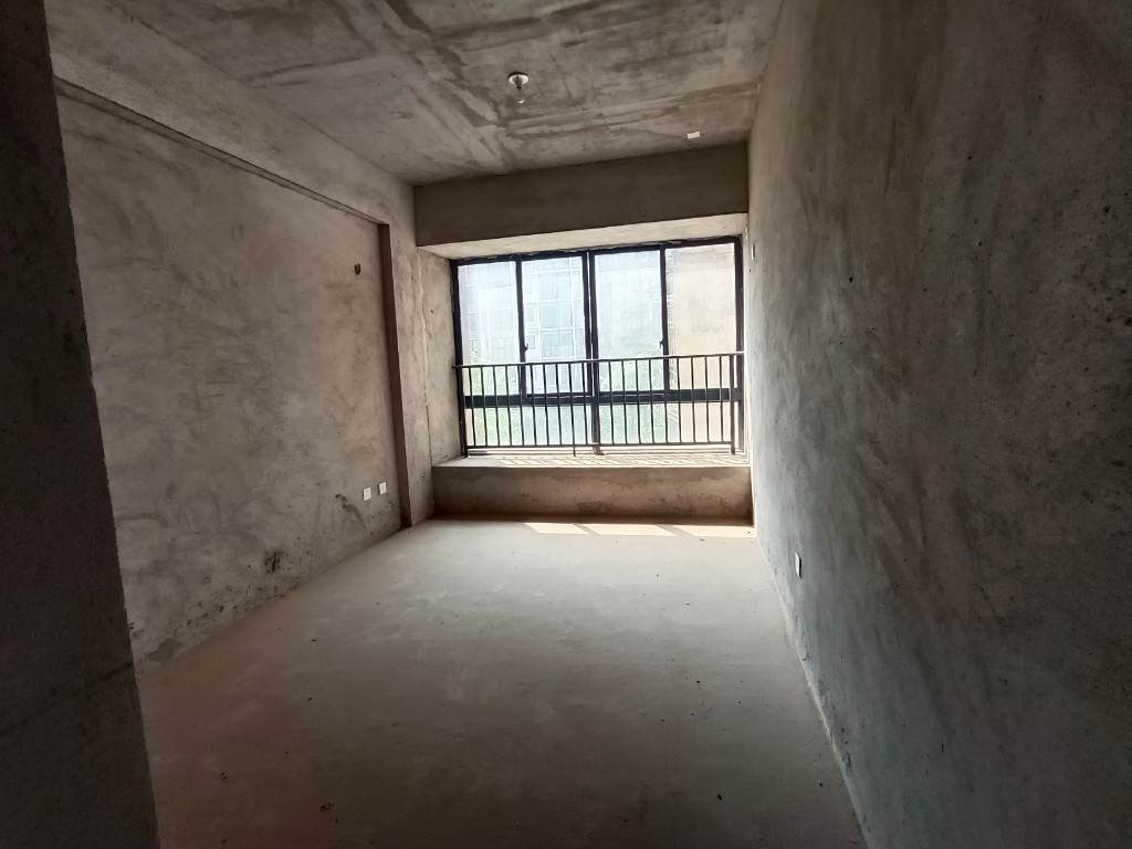 黑金时代广场  4室2厅2卫    1800.0元/月室内图