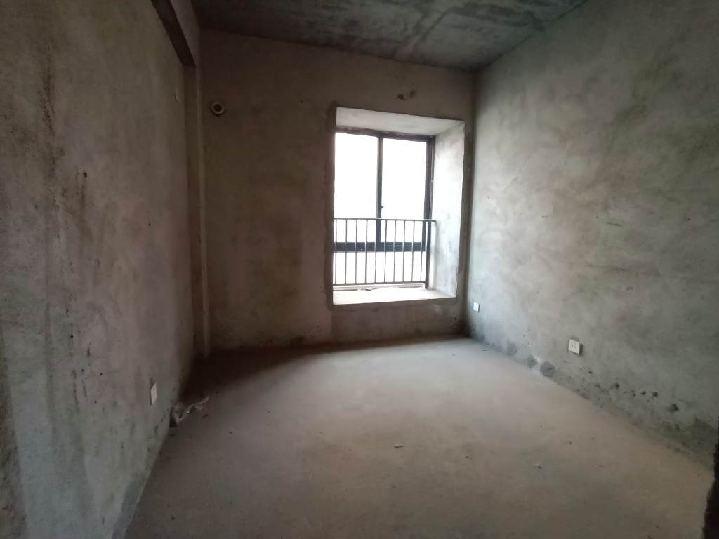 黑金时代广场  4室2厅2卫    1800.0元/月室内图1