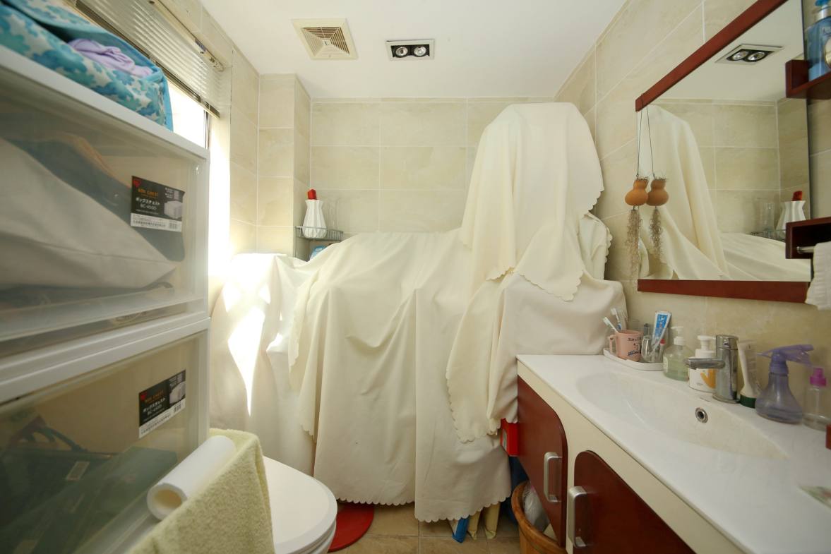 湘府名邸（同力家园）  3室2厅2卫    126.0万卫生间